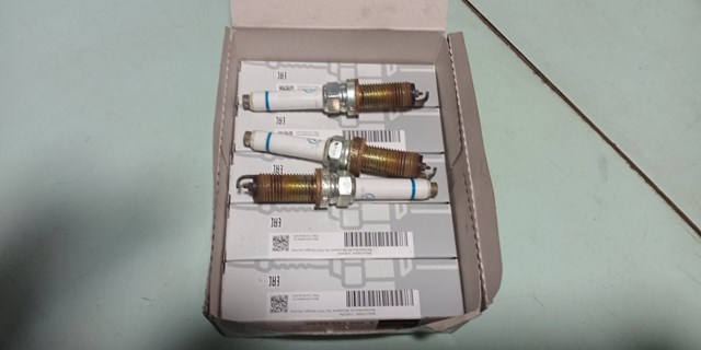 A0001590500 MERCEDES Свеча зажигания купить в Кривой Рог
