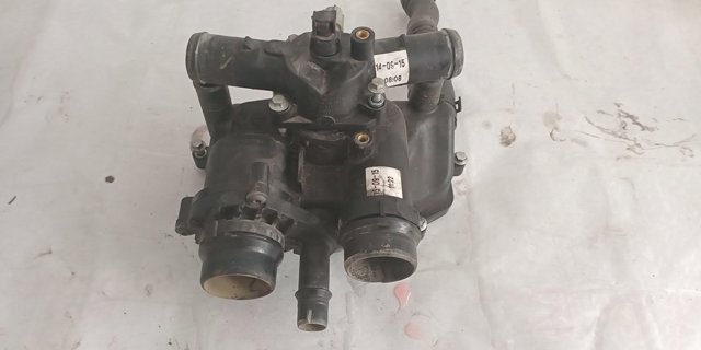 LR022690 LAND ROVER Фланец системы охлаждения (тройник) купить в Каменское