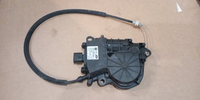 LAND ROVER LR037500 в наличии Ровно