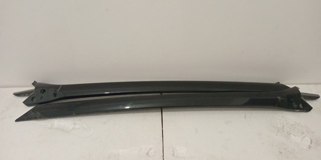 LAND ROVER LR044155 Накладка стойки кузова внешняя передняя левая в наличии Ужгород