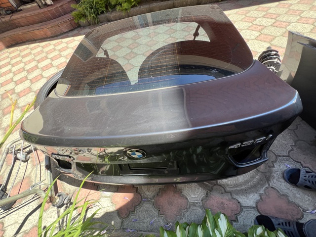 Задняя дверь 41007347927 BMW