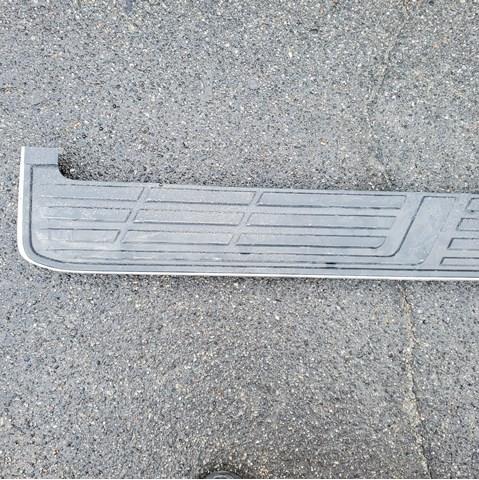 517716A160 TOYOTA Накладка подножки купить в Тернополь