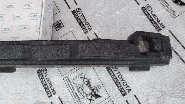 5261102390 TOYOTA Абсорбер (наполнитель) бампера переднего купить в Ужгород