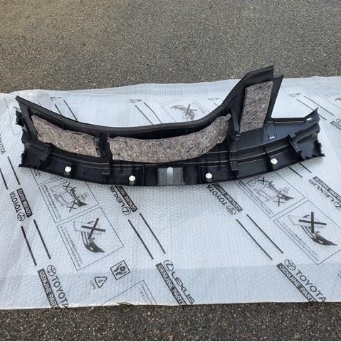 TOYOTA 5838742120C0 Облицовка задней панели багажника в наличии Запорожье