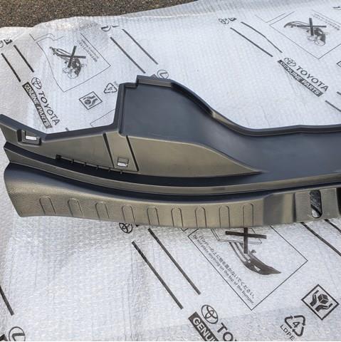 5838742120C0 TOYOTA Облицовка задней панели багажника купить в Запорожье