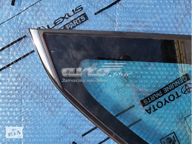 Стекло кузова/багажного отсека, правое 6271042310 TOYOTA
