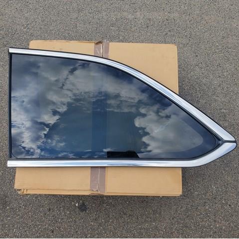 Стекло багажного отсека, левое 627200E150 TOYOTA