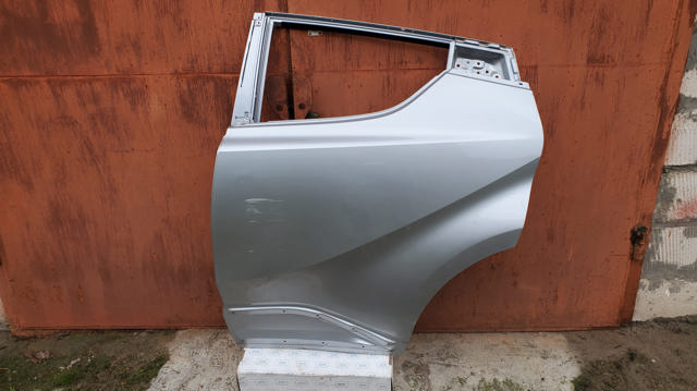 Задняя левая дверь 67004F4010 TOYOTA