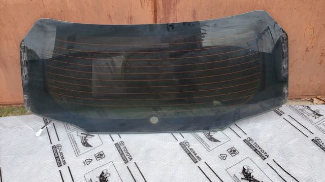 Стекло крышки багажника 6810542330 TOYOTA
