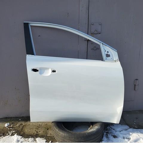 Пассажирская передняя дверь 76004F1000 HYUNDAI