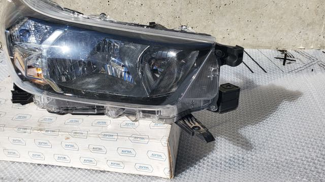 811100KJ70 Фара правая купить Николаев