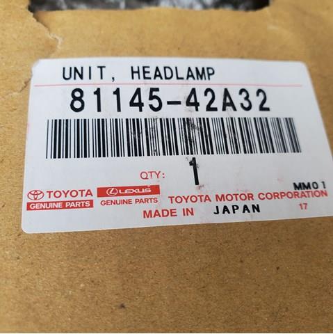 TOYOTA 8114542A32 Фара правая в наличии Запорожье