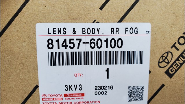 TOYOTA 8145760100 Фонарь противотуманный задний правый в наличии Кривой Рог