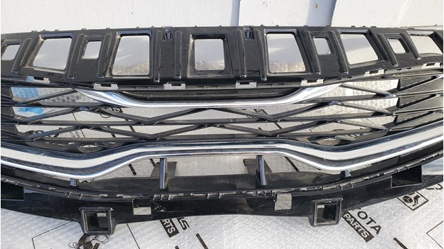 86350J7DB0 HYUNDAI Решетка радиатора купить в Сумы