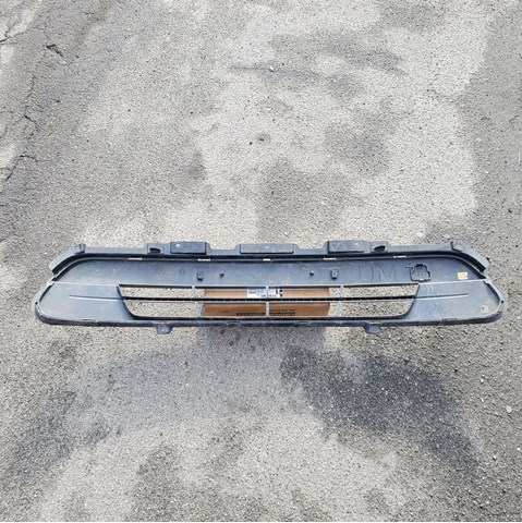 86560C5010 HYUNDAI Решетка бампера переднего центральная купить в Украина