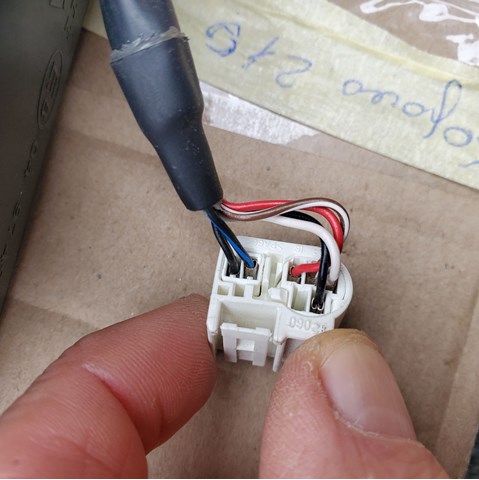 8791002L40 TOYOTA Правое зеркало купить в Львов