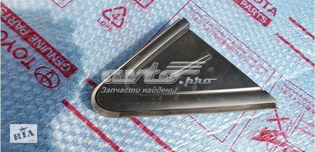 8791002L40 TOYOTA Правое зеркало купить в Чернигов