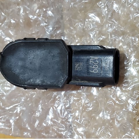 8934142011 TOYOTA Парктроники задние купить в Украина