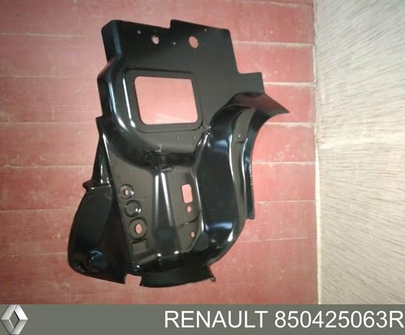 850425063R RENAULT Суппорт (кронштейн) крепления заднего фонаря правый купить в Запорожье