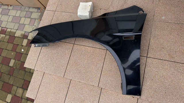 Крыло левое 5220C527 MITSUBISHI