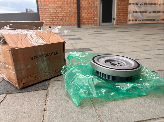 04L105251N Шкив коленвала купить Киев