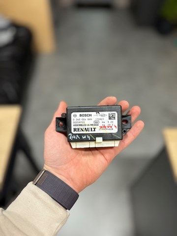 Модуль управления (ЭБУ) парктроником 259909460R RENAULT