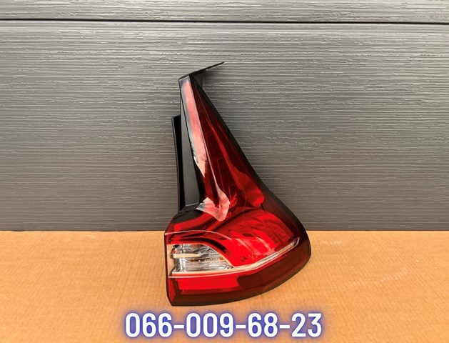 Задний правый внешний фонарь 265503413R RENAULT