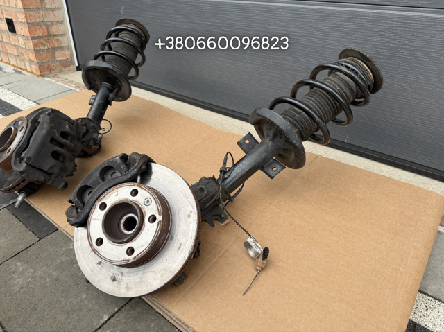 RENAULT 540109345R Передняя пружина в наличии Чернигов