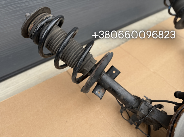 RENAULT 543028774R Амортизатор передний в наличии Киев