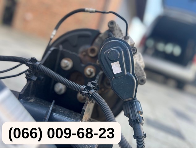 RENAULT 555018584R Балка задней подвески (подрамник) в наличии Черновцы