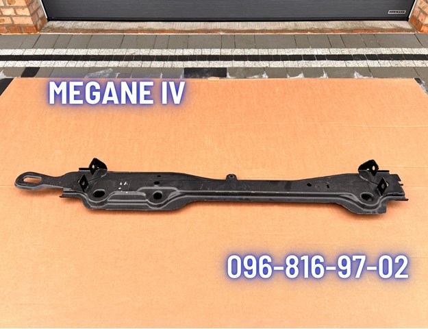 Балка передней подвески (подрамник), передняя 625300861R RENAULT