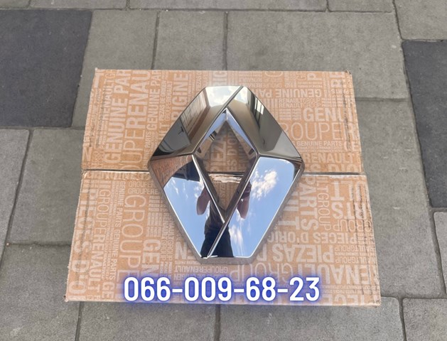628902376R Эмблема решетки радиатора купить Киев