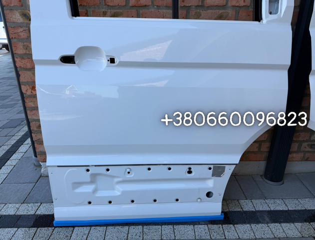 7C0831056C Дверь передняя правая купить Ужгород