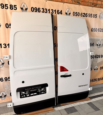 RENAULT 801009976R Дверь передняя правая в наличии Львов