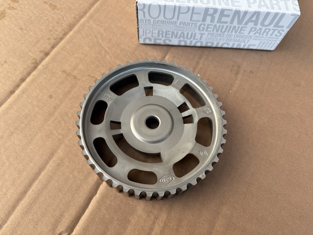 8200886753 RENAULT Шестерня распредвала купить в Запорожье