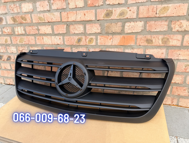 Решетка радиатора 9108852600 MERCEDES
