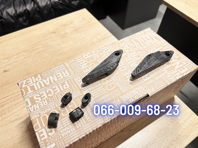 Ремкомплект салазок люка 912120001R RENAULT