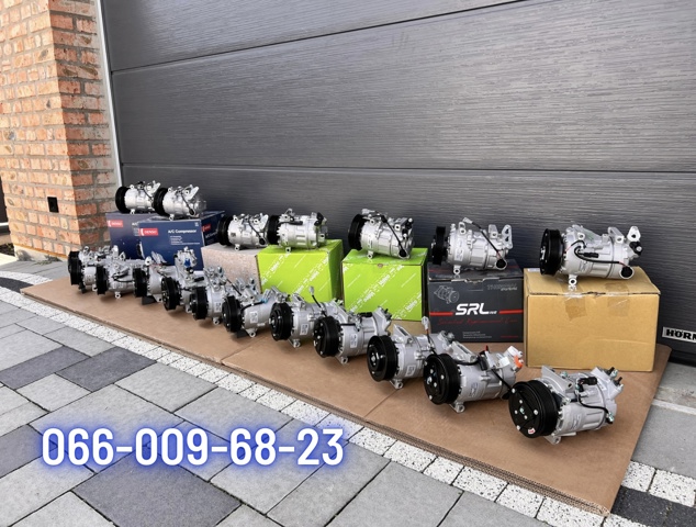 Компрессор системы кондиционирования 926008209R RENAULT