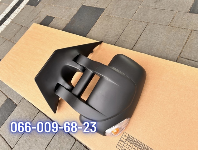 Левое боковое зеркало 963020135R RENAULT