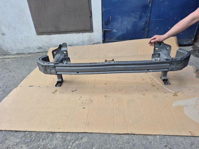 Буфер бампера переднего FT4Z5810852C FORD