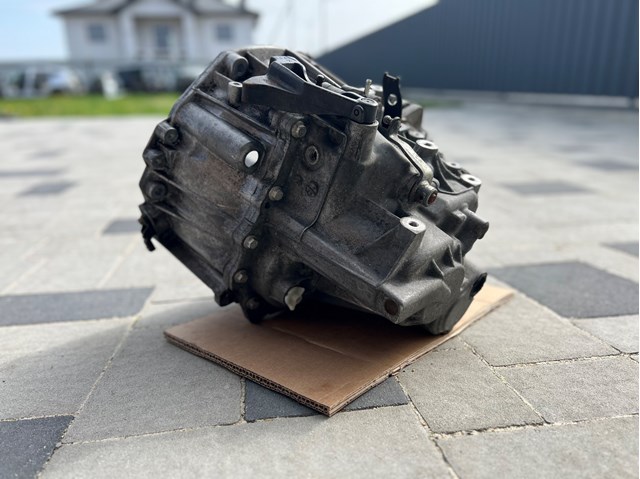 RENAULT ND4001 КПП в наличии Житомир