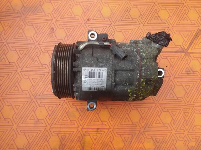 Компрессор климатической установки 8200454172 RENAULT