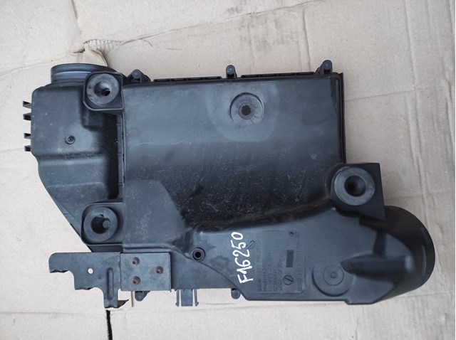 13717583713 BMW Корпус фильтра купить в Украина