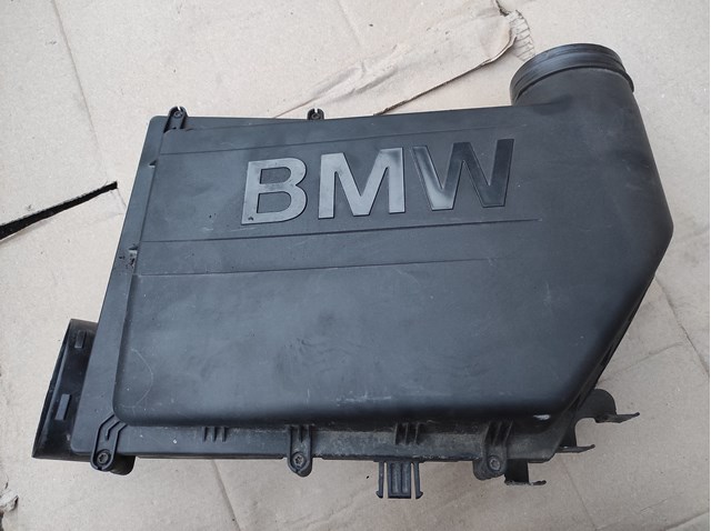 Корпус воздушного фильтра в сборе 13717583713 BMW