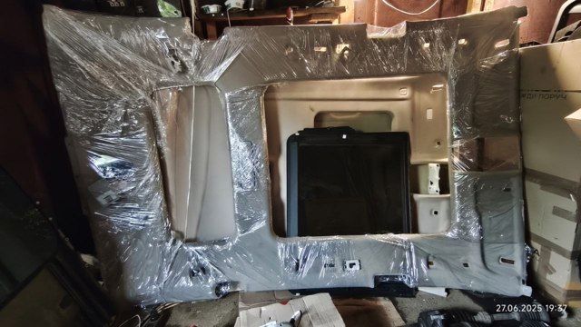 Обшивка крыши 4L0867505AM VAG