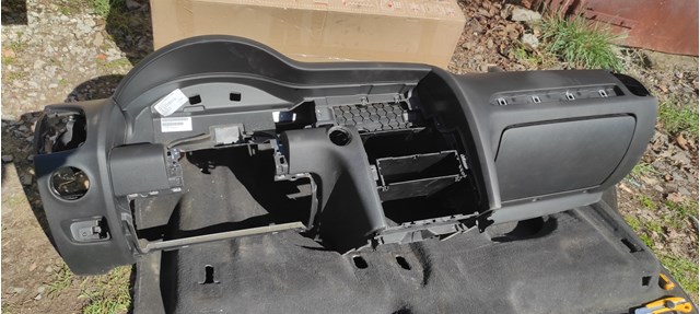 4L1857041N24A VAG Панель салона передняя "торпедо" купить в Кривой Рог