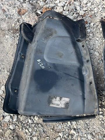 51747161745 BMW Щиток грязезащитный передней арки крыла купить в Ровно