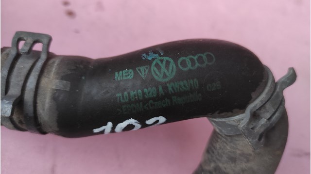 VAG 7L0819329A Шланг (патрубок) радиатора охлаждения нижний в наличии Украина