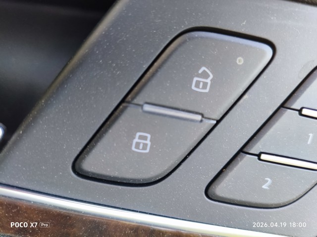 Выключатели 80B962107 VAG