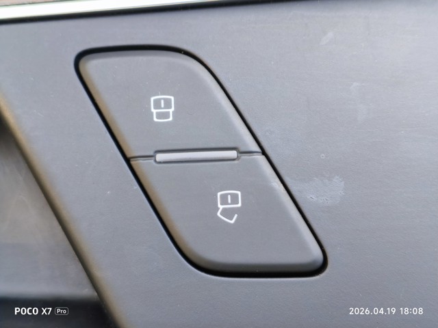 Выключатели 80C962108 VAG